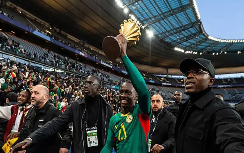 بعد احتفالية باريس.. السنغال تتابع تحدي «كاف» بقرار جديد